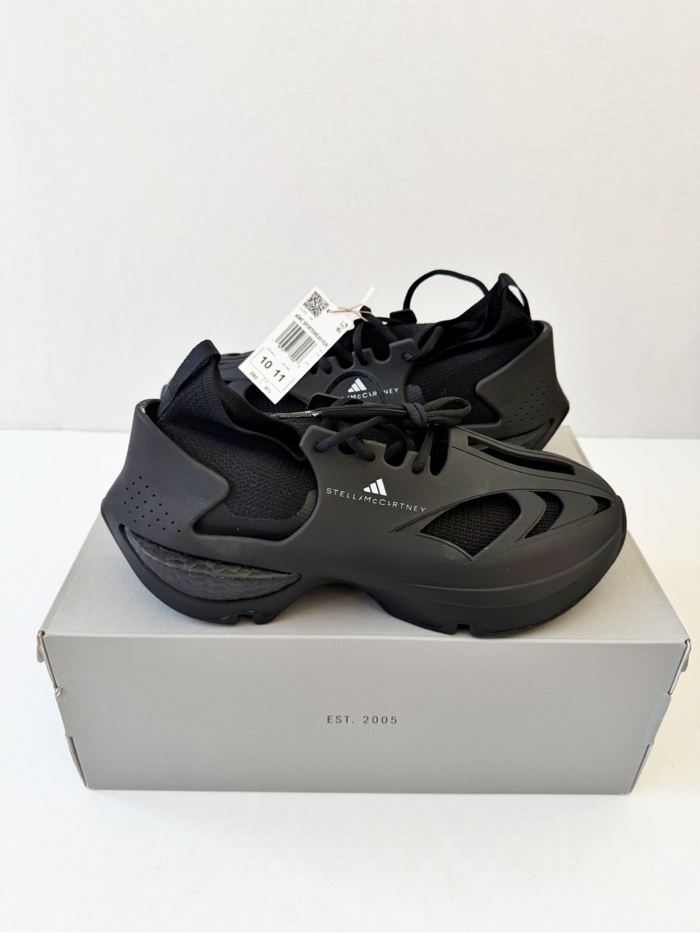Adidas x Stella McCartney. Sportswear Run Shoes. Size 10. Unisex. New in Box.